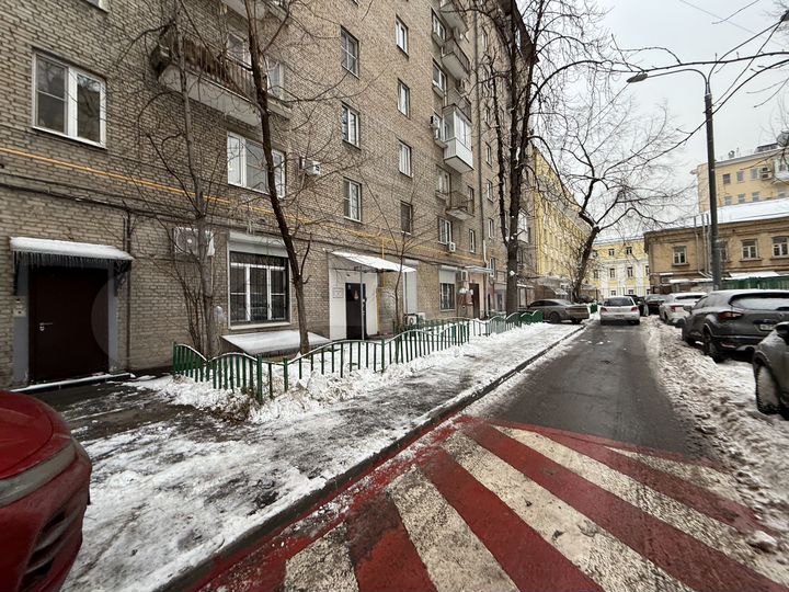 Апартаменты-студия, 16,7 м², 1/9 эт.