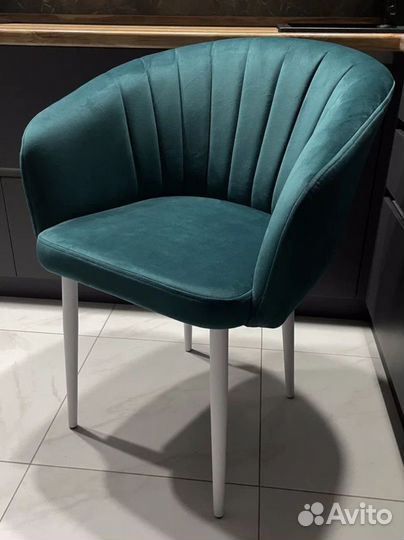 Офисные стулья мягкие антивандальные