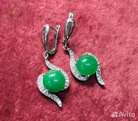 Крупные серьги Зеленый и прозрачные камни / 48 мм