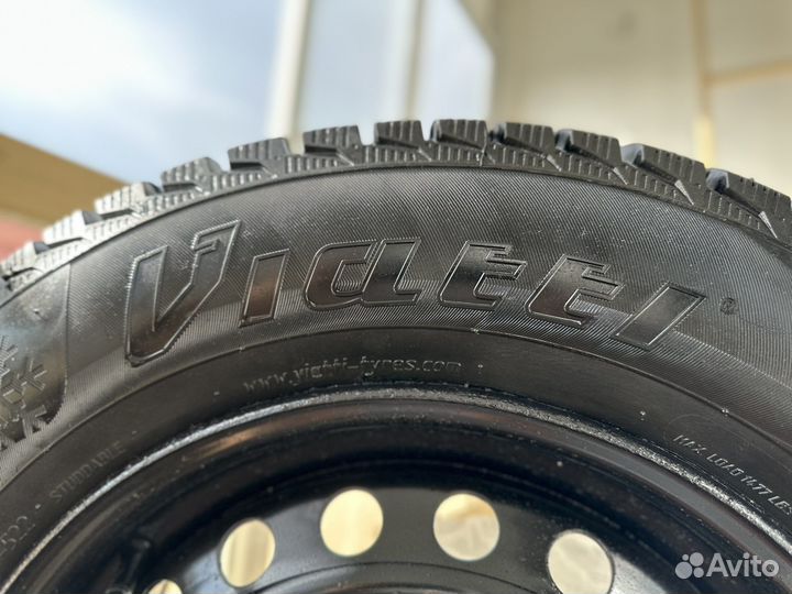 Зимние колеса 205/65R15