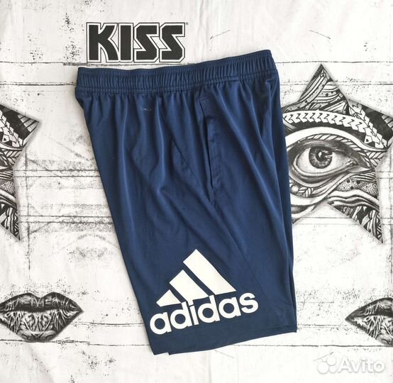 Спортивные шорты Adidas