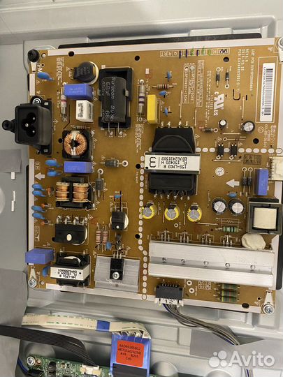 Телевизор LG 42LF620v