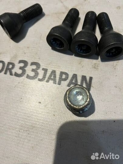 Болт секретка Code 31 Bmw E46 седан М54В30 2004