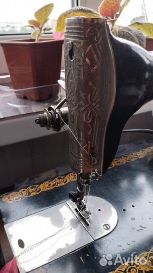 Швейная машина