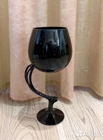 Ваза черная