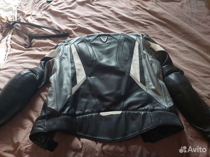 Мотокуртка кожаная IXS 52 размер