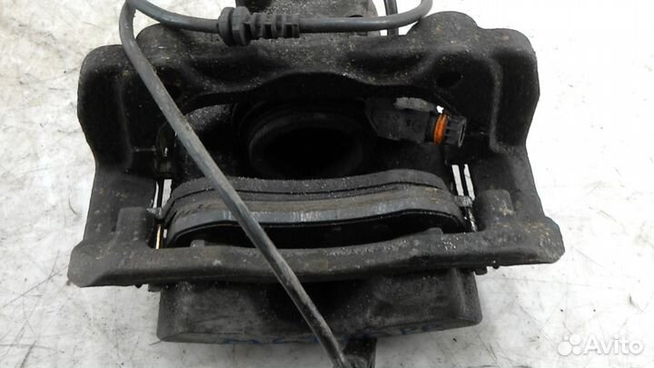 Суппорт передний правый Mercedes-Benz E-Класс