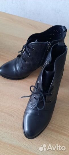 Ботинки 38