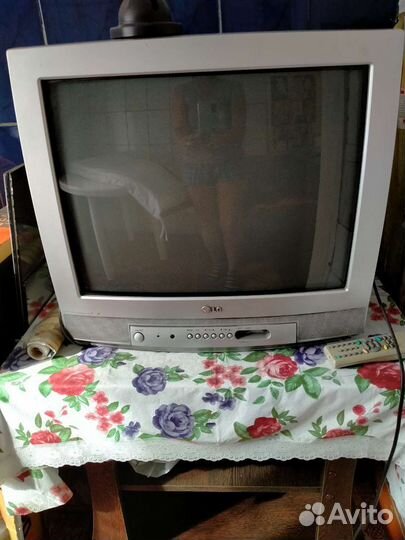 Телевизор
