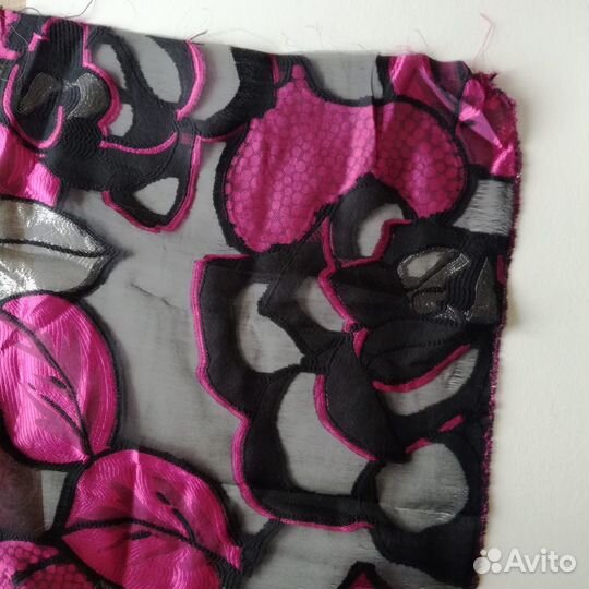 Отрез шифона с набивным рисунком