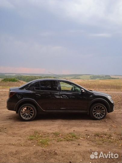 Renault Logan Stepway 1.6 МТ, 2020, 34 000 км