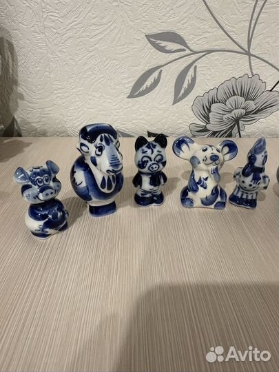 Статуэтки гжель