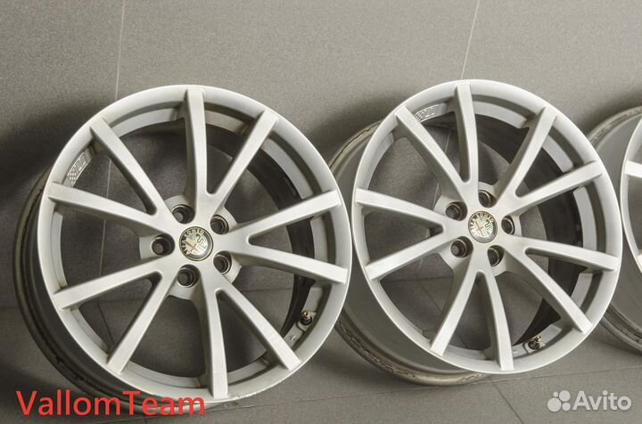 Лот M168258 Оригинальные 17-е диски alfa romeo
