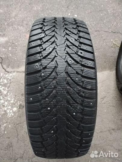 Pirelli Formula Ice 235/60 R18