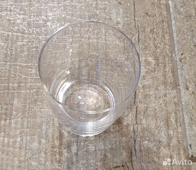 Бокалы и рюмки