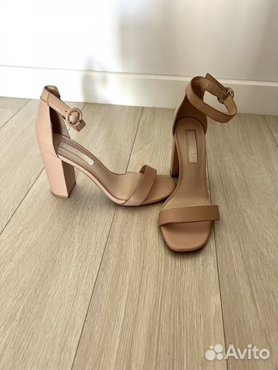 Босоножки Mango