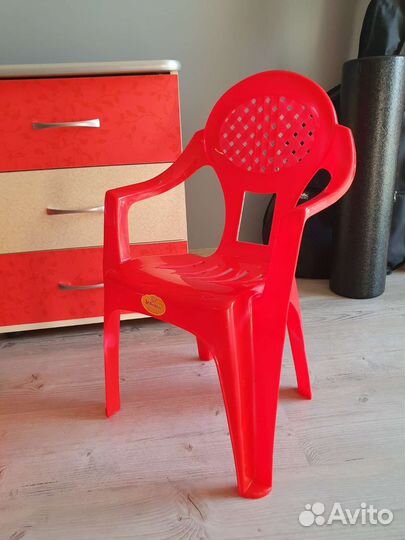 Комплект мебели в детскую