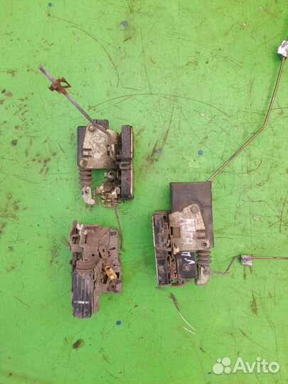 Замки Renault Logan