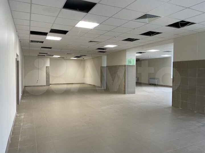 Торговая площадь, 300 м²