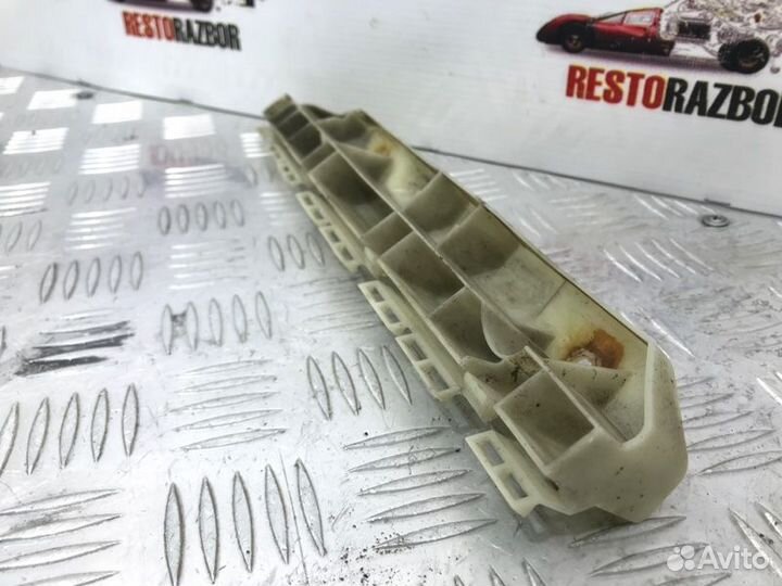 Крепление бампера заднее левое Byd F3 седан 4G18