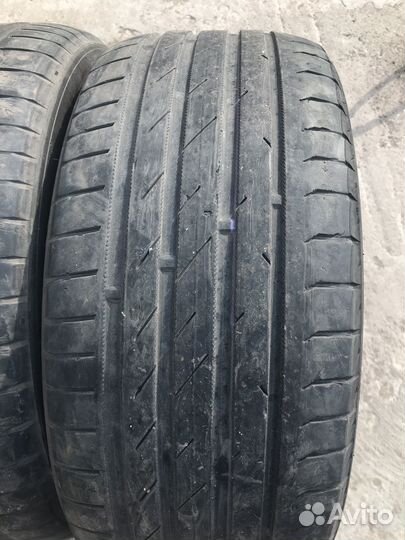 Nokian Tyres Hakka Black 225/45 R17 и 245/40 R17 94Y