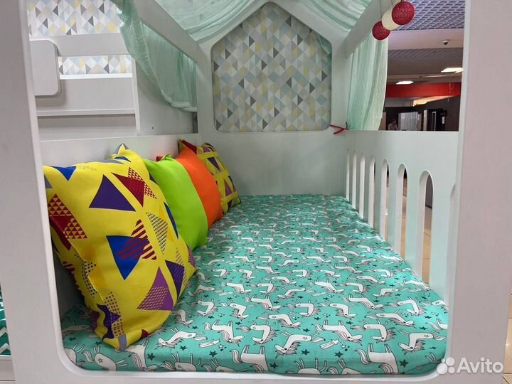 Детская кровать чердак Teremok