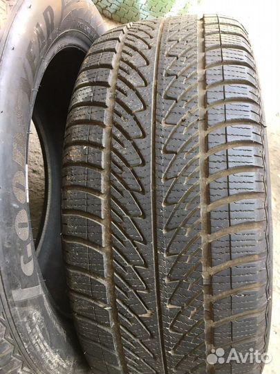 Goodyear UltraGrip 8 225/55 R17 97H