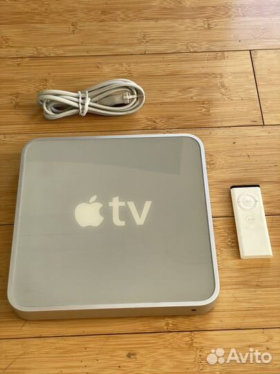 Apple TV 1 поколение