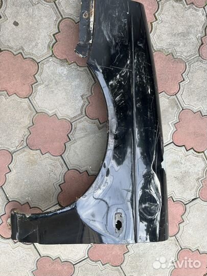 Крыло переднее левое priora