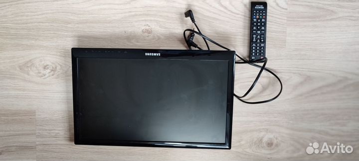 Телевизор Samsung 19 дюймов