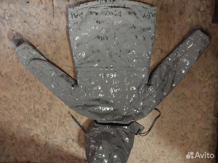 Куртка осенняя для девочки.р128