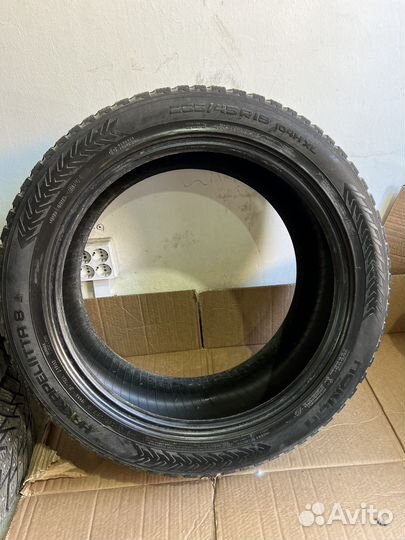 Nokian Tyres Hakkapeliitta 8 255/45 R19 104H