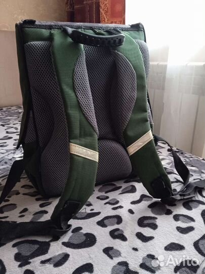 Школьный рюкзак