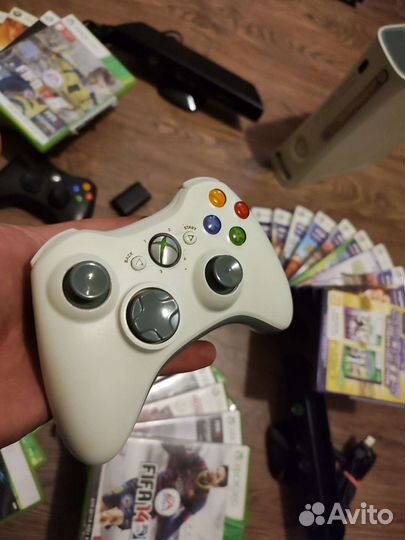 Xbox 360+Freeboot+320Gb+38Игр+1Бесп.Орг.Гейпад