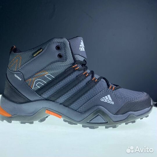 Adidas Terrex 040