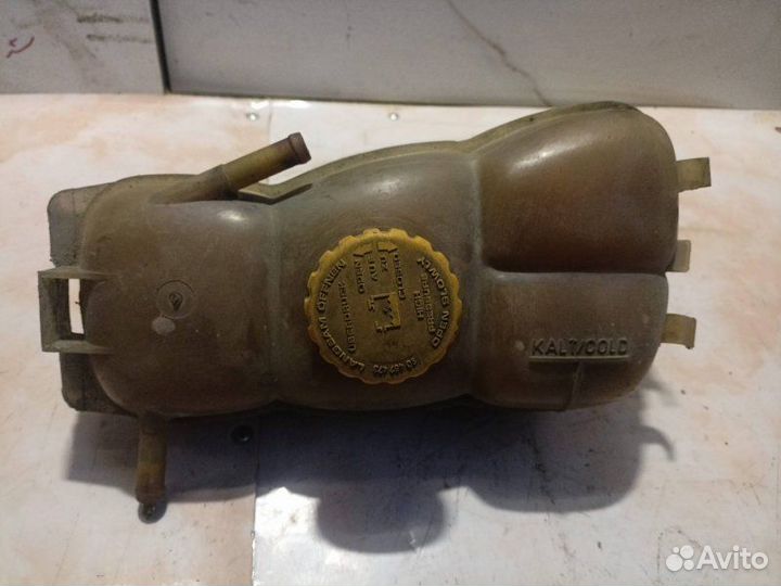 Бачок расширительный Opel Omega B X 25 XE 1997