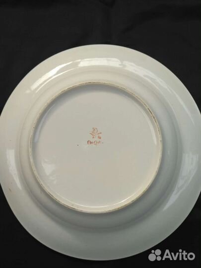 Глубокие суповые тарелки бывшего ффз