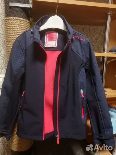 Куртка спортивная для девочки