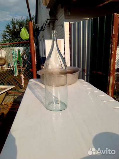 Бутылка стеклянная