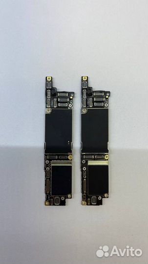 Материнская плата iPhone XR