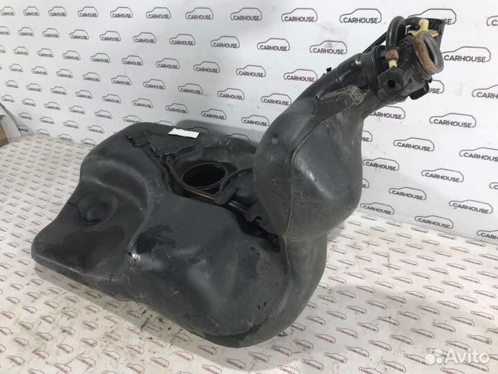 Топливный бак (бензобак) Volkswagen Passat B3 2.0