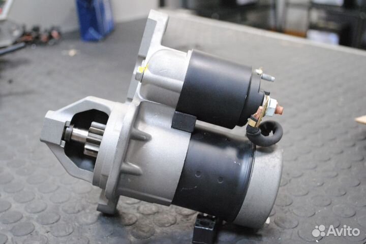 Стартер Nissan Qashqai, X-Trail 2.0