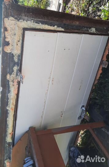 Дверь входная металлическая