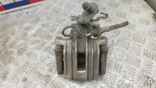 Суппорт тормозной задний левый volkswagen golf 5