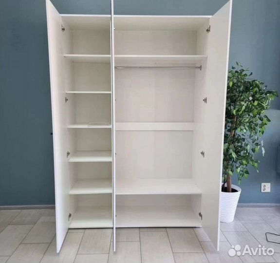 Шкаф белый