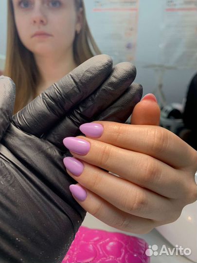 Нужна модель на маникюр