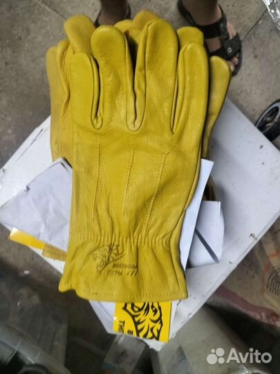 Перчатки 