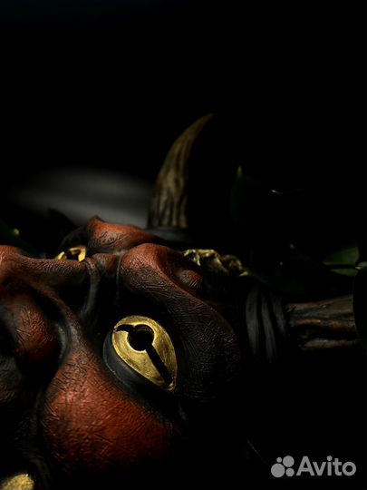 Японская маска демона