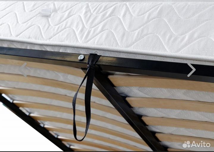 Кровать двуспальная 160х200 с матрасом бу