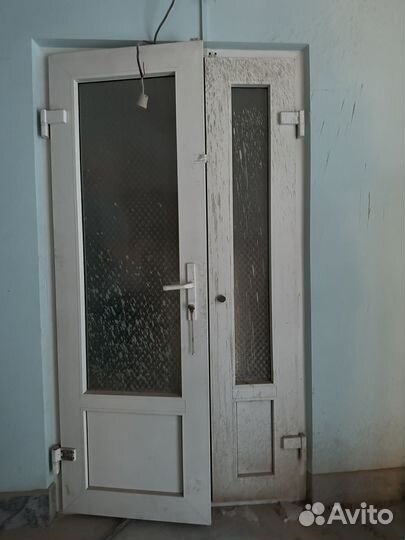 Дверь пластиковая